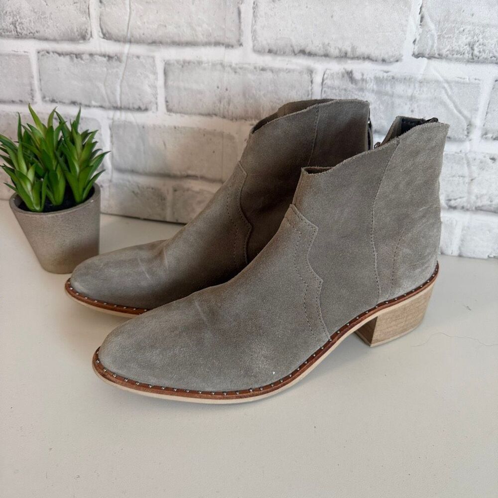 Crevo Clara Western Gray Suede Leather Boots Size 8.5